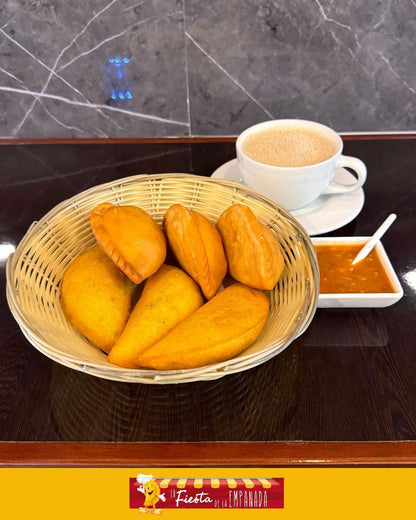 Cafeteria Tradicional - Fiesta de La Empanada